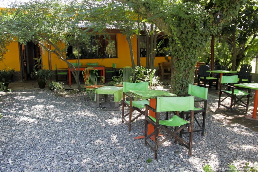 alojamiento en tanti Posada y Resto Bar Los Pinos