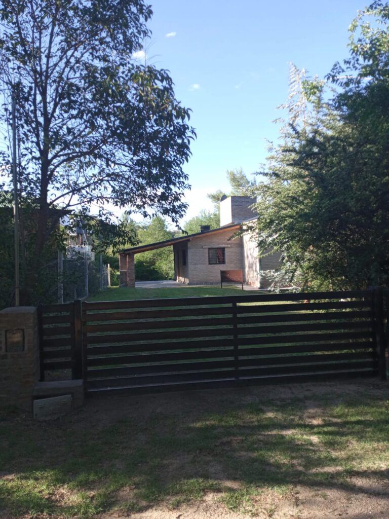 alojamiento en tanti Martin Jorge Ruben -Las Luciérnagas